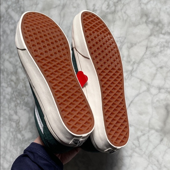 NWT Vans Women's Forest Green Suede Sneakers - Picture 14 of 16